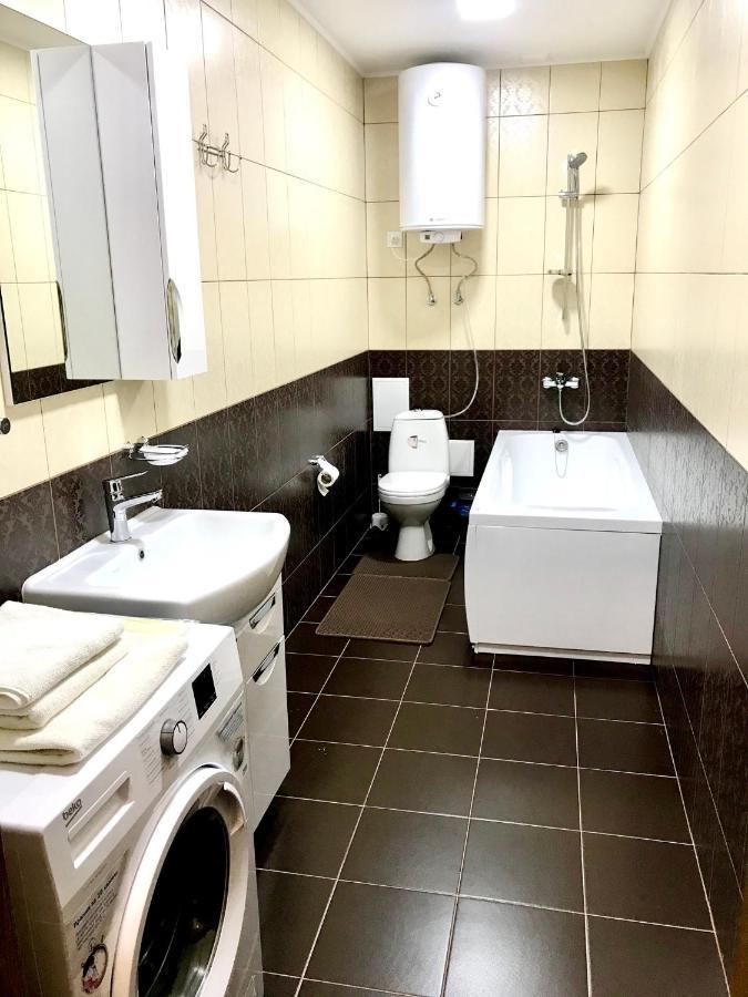 Новые Апартаменты В Жк Барский Yakushintsy Exterior photo